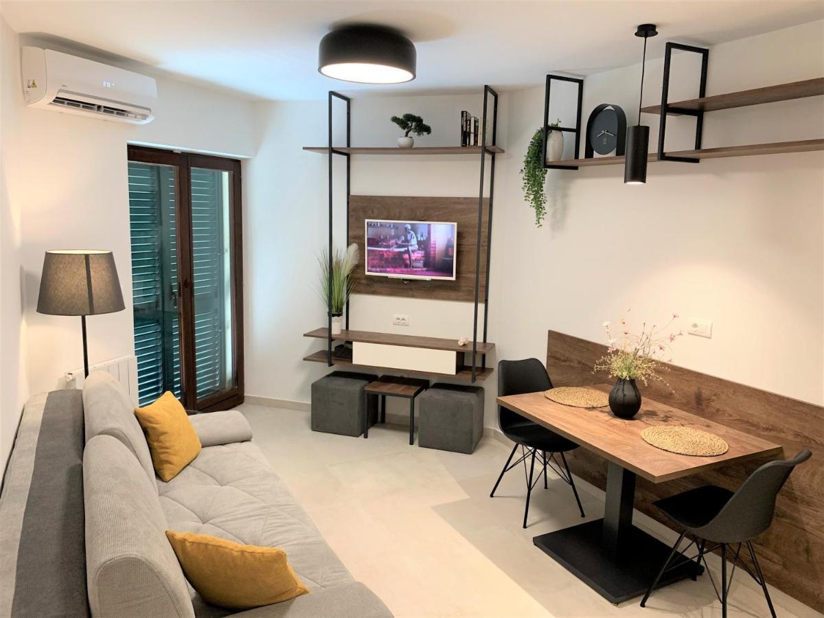 Villa Fani - Apartments In Trogir Ngoại thất bức ảnh